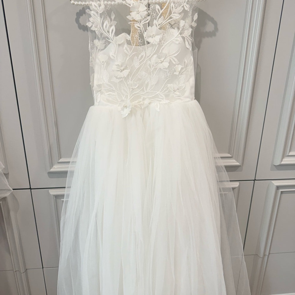 Ellie White Lace Kids Dress